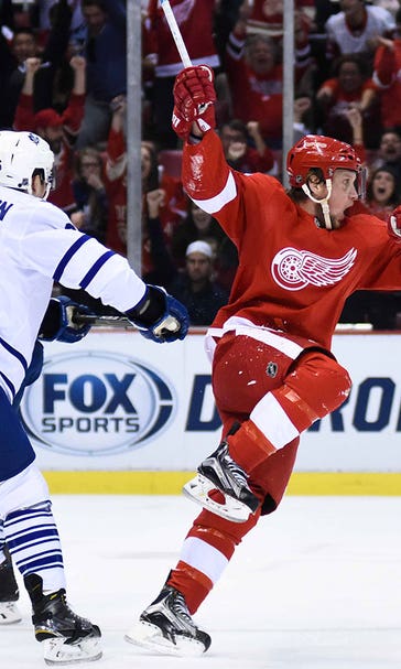 Abdelkader's hat trick paces Wings over Leafs in opener